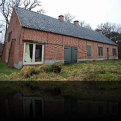 Molenhuis gerestaureerd  achtergevel foto 2009